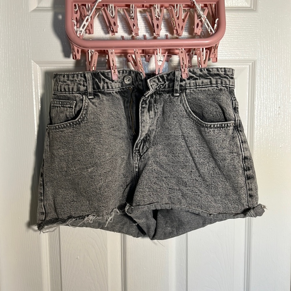Shein - faded grey black shorts